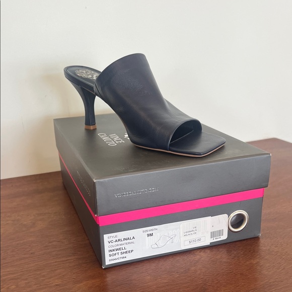 VINCE CAMUTO WOMEN'S ARLINALA SQUARE TOE HIGH HEEL SANDALS INKWELL - Picture 2 of 8